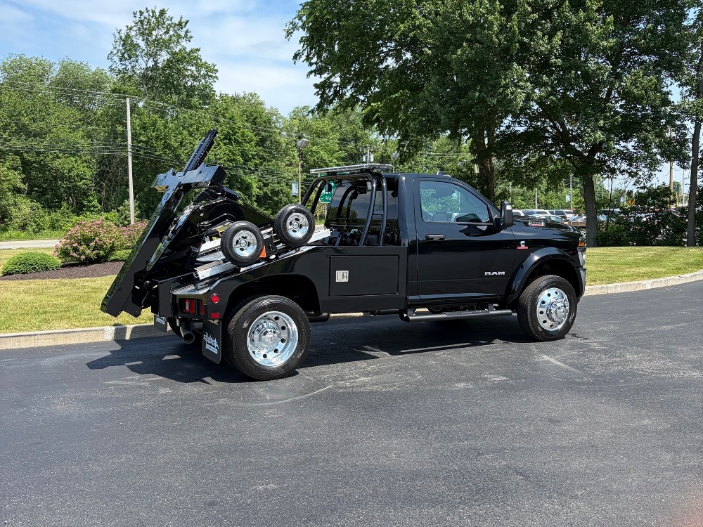 2026 Ram 5500 Wrecker (Key# 2117) 2